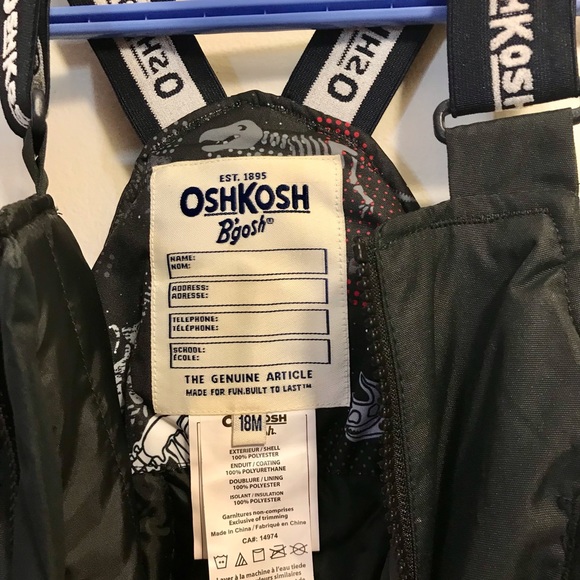 OshKosh Snowsuit Size 18 Months - Picture 8 of 8